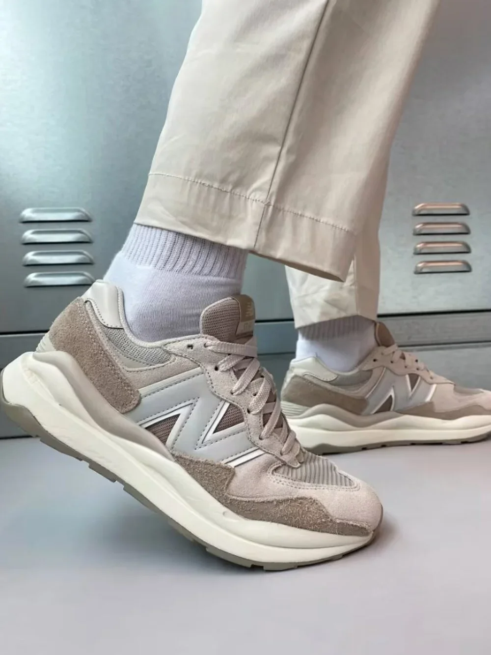 New Balance 5740 Moonbeam, Mindful Grey Low Top Sneaker - Picture 1 of 8